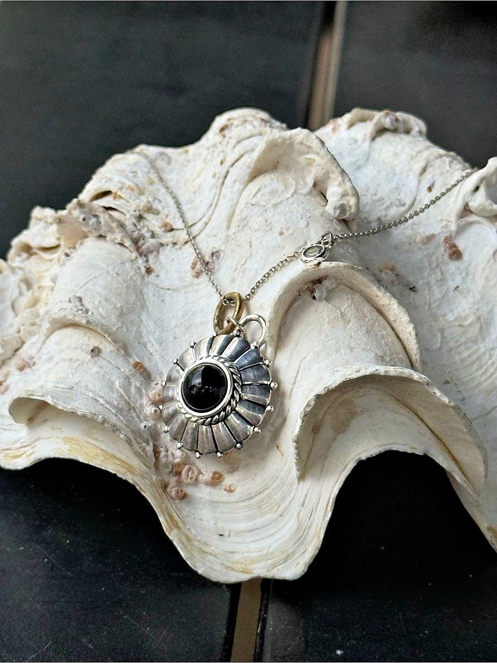 Silver tone & Black Pendant Necklace